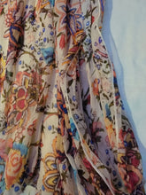 Load image into Gallery viewer, HAUTE HIPPIE - Floral Top