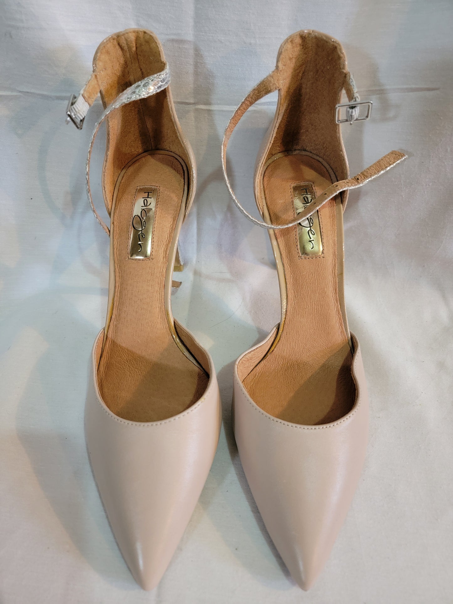 HALOGEN - Nude & Silver Heels