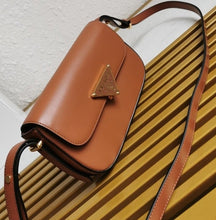 Load image into Gallery viewer, PRADA - Pattina Leather Crossbody